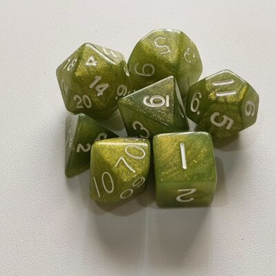 Set Dice White on Olive Green (7 Dice) – Set Dice Liquid